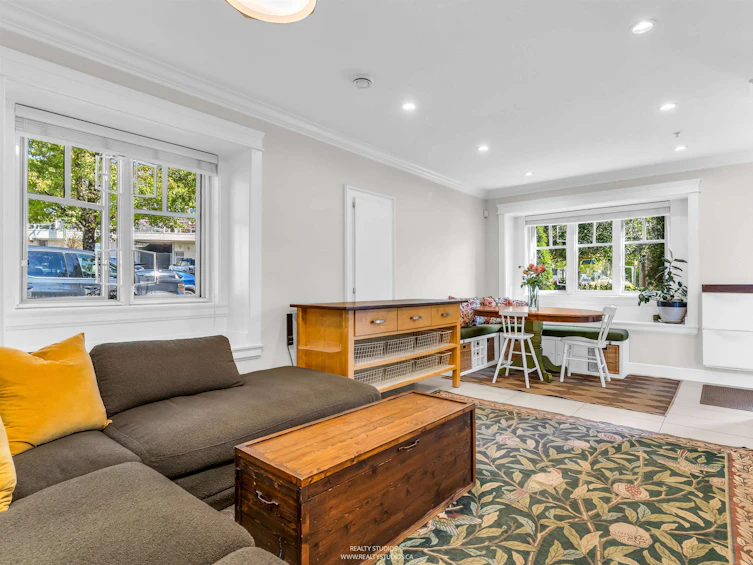 3103 St. George Street, Vancouver, BC, V5T 3R9 - 2