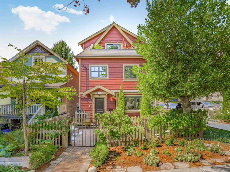 3103 St. George Street, Vancouver BC