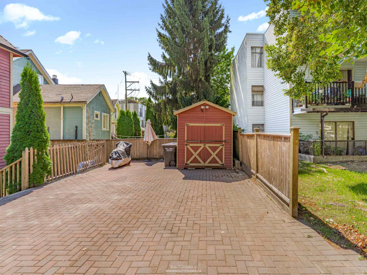 3103 St. George Street, Vancouver, BC, V5T 3R9 - 35