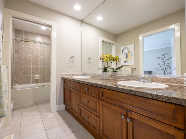 1226 Liverpool Street, Coquitlam, BC, V3B 8E7 - 20