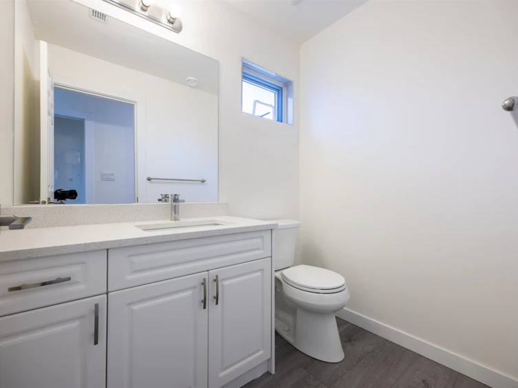 8684 12th Avenue, Burnaby, BC, V3N 2L9 - 10