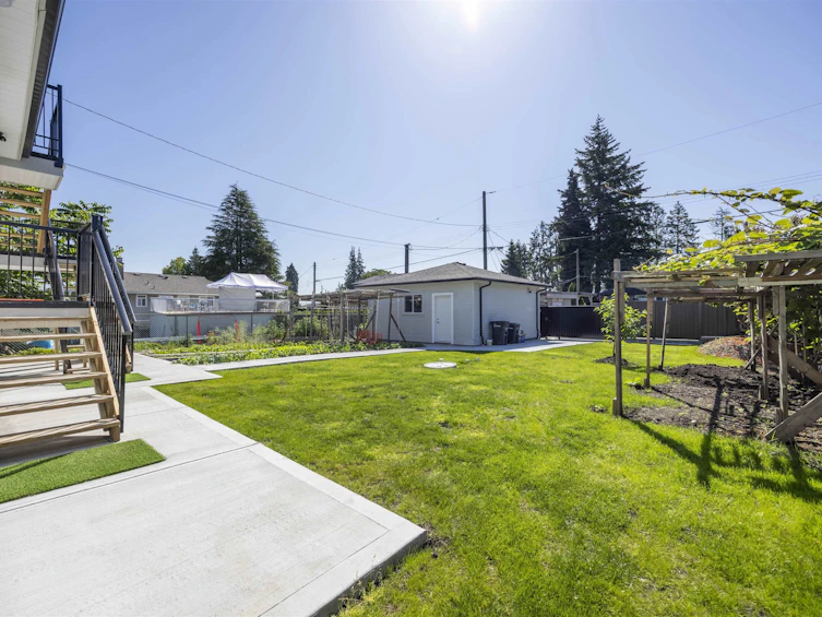 8684 12th Avenue, Burnaby, BC, V3N 2L9 - 37