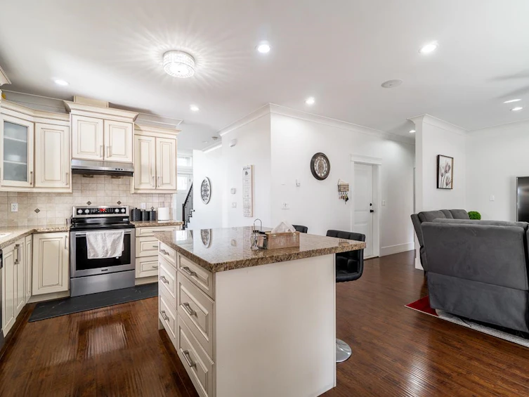 6461 140 Street, Surrey, BC, V3W 3L9 - 10