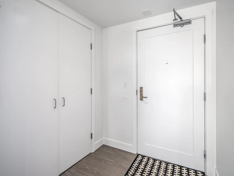 819-6328 No. 3 Road, Richmond, BC, V6Y 0L6 - 2