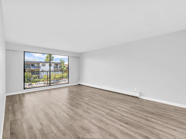 106-252 W 2nd Street, North Vancouver, BC, V7M 1C8 - 4