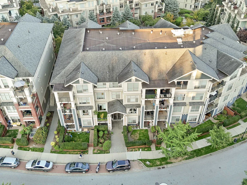 301 - 275 Ross Drive, New Westminster BC V3L 0B6