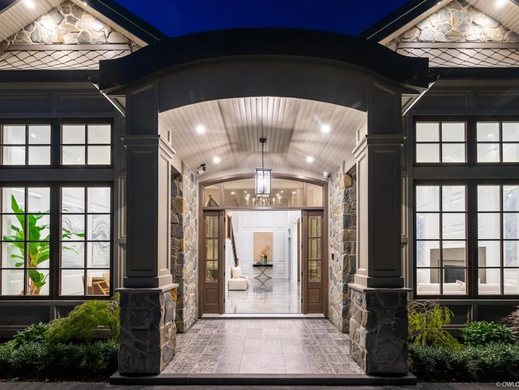 7680 Glacier Crescent, Richmond, BC, V7A 1L5 - 4