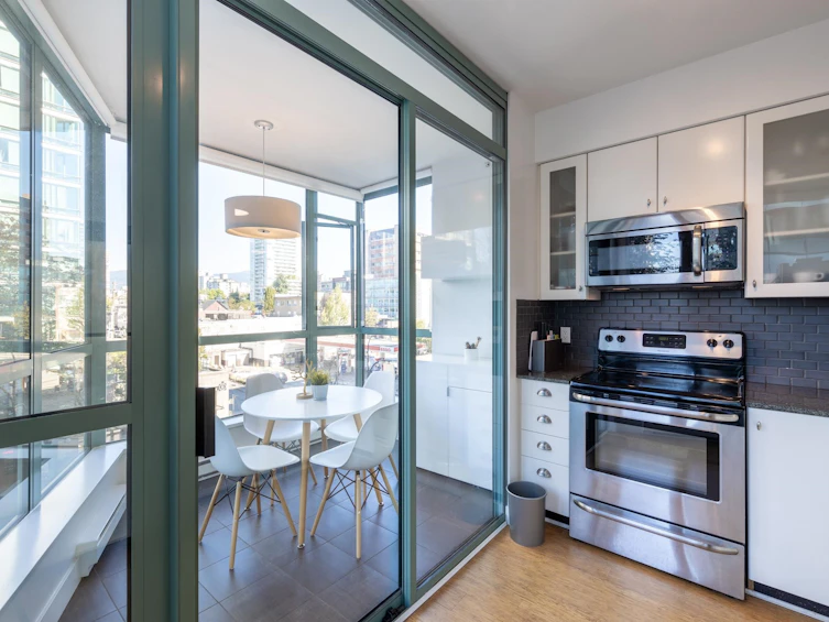 404-1238 Burrard Street, Vancouver, BC, V6Z 3E1 - 17