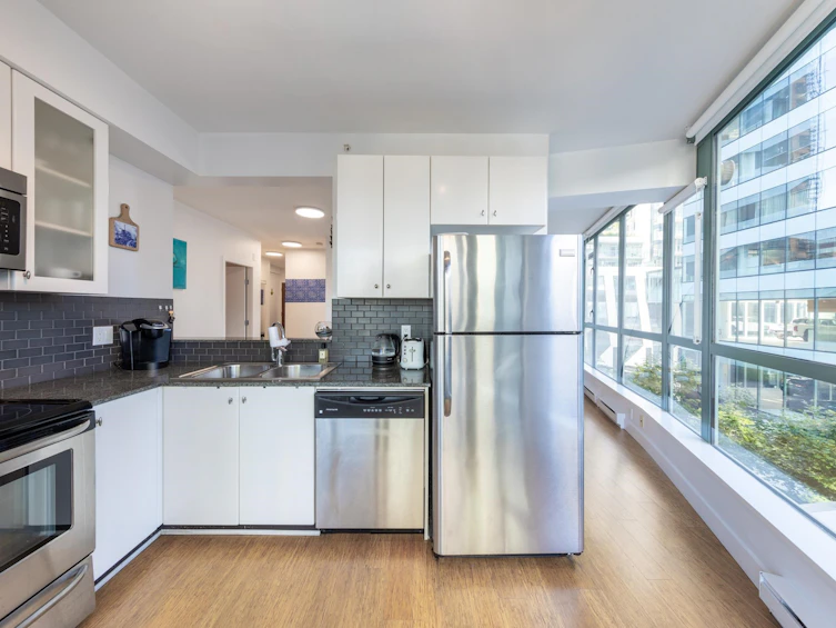 404-1238 Burrard Street, Vancouver, BC, V6Z 3E1 - 14