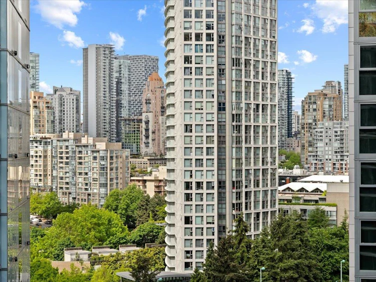 1611-68 Smithe Street, Vancouver, BC, V6B 0P4 - 18