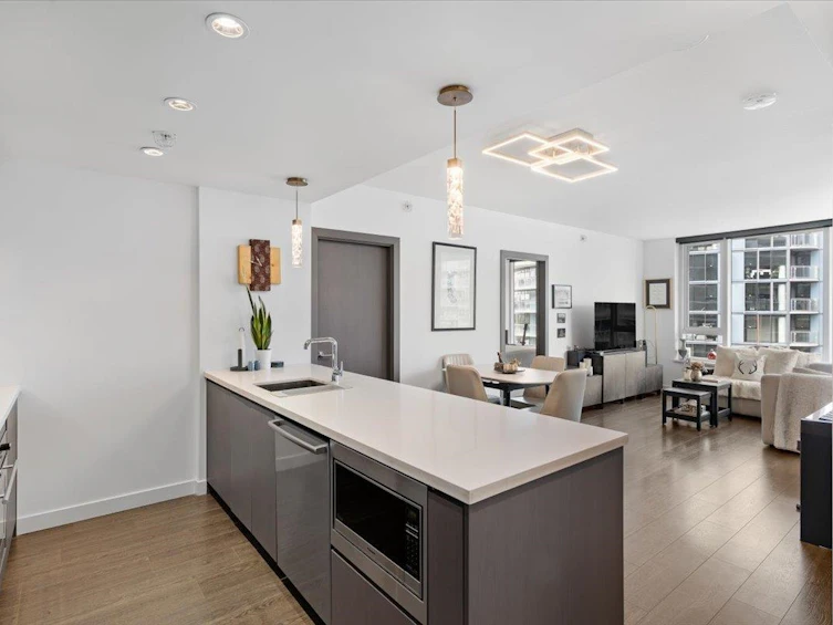 1611-68 Smithe Street, Vancouver, BC, V6B 0P4 - 2