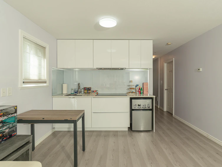 952 E 31st Avenue, Vancouver, BC, V5V 2X4 - 14