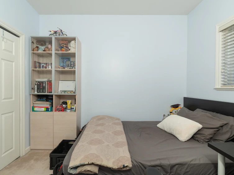 952 E 31st Avenue, Vancouver, BC, V5V 2X4 - 27