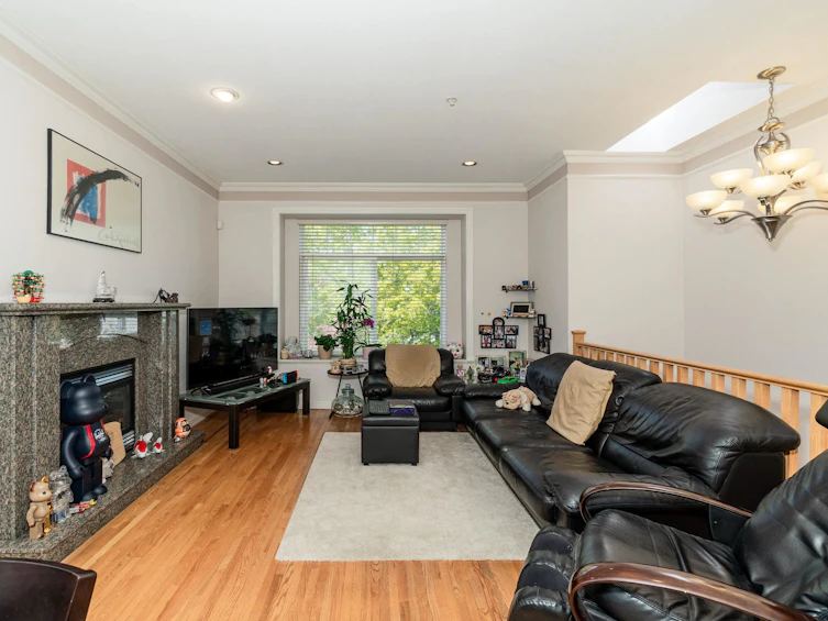 952 E 31st Avenue, Vancouver, BC, V5V 2X4 - 17