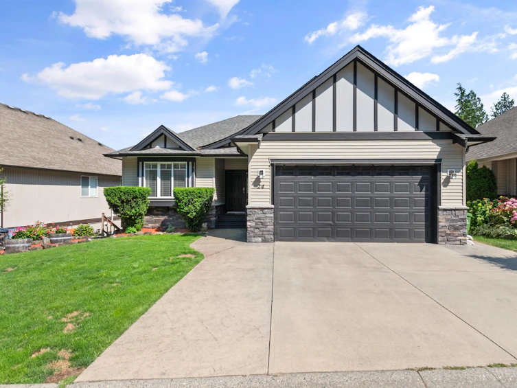 24-45957 Sherwood Drive, Chilliwack, BC, V2R 5Y2 - 2