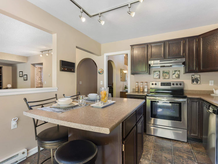9409 Kingsley Crescent, Richmond, BC, V7A 4V6 - 10