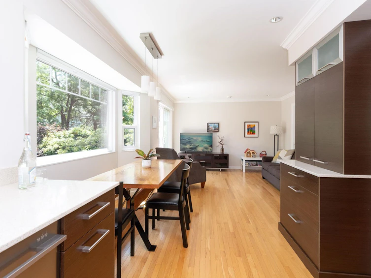 1504 Jubilee Court, North Vancouver, BC, V7G 2H7 - 17