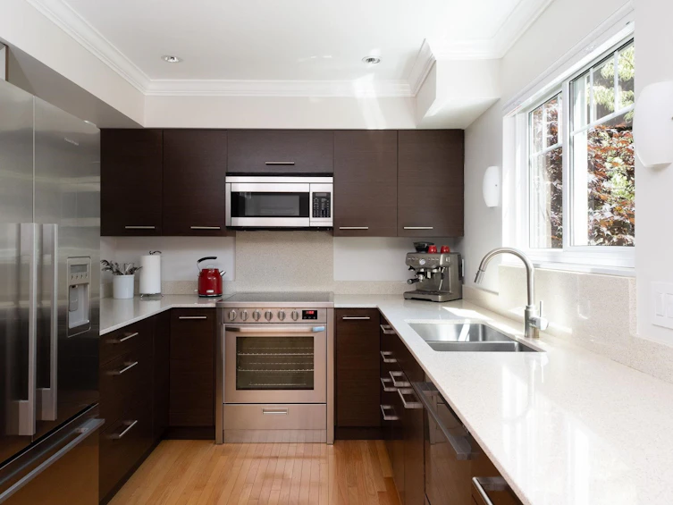 1504 Jubilee Court, North Vancouver, BC, V7G 2H7 - 16