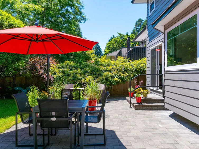 1504 Jubilee Court, North Vancouver, BC, V7G 2H7 - 23