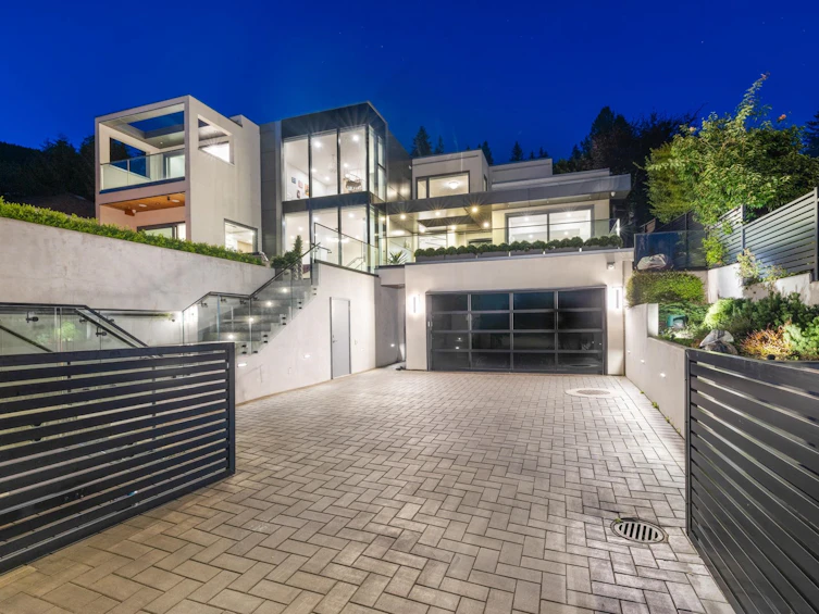 392 Ventura Crescent, North Vancouver, BC, V7N 3G6 - 14