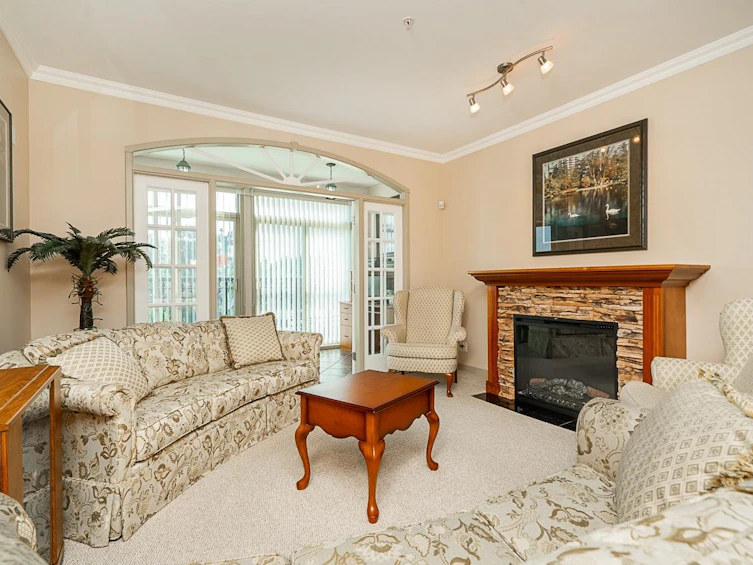 311-33485 South Fraser Way, Abbotsford, BC, V2S 8P9 - 8