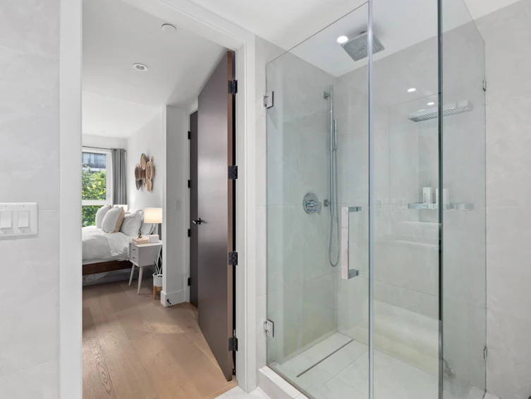 205-5089 Quebec Street, Vancouver, BC, V5W 0E5 - 20