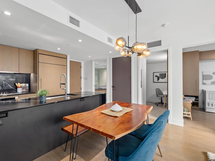 205-5089 Quebec Street, Vancouver, BC, V5W 0E5 - 11