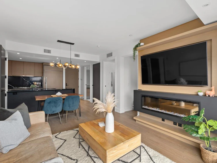 205-5089 Quebec Street, Vancouver, BC, V5W 0E5 - 9