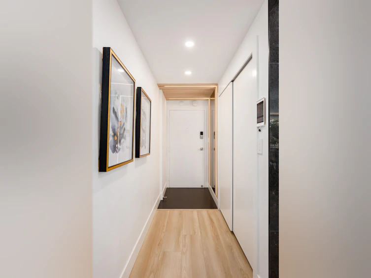L1-555 13th Street, West Vancouver, BC, V7T 2N8 - 13