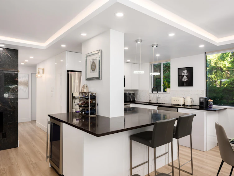 L1-555 13th Street, West Vancouver, BC, V7T 2N8 - 10