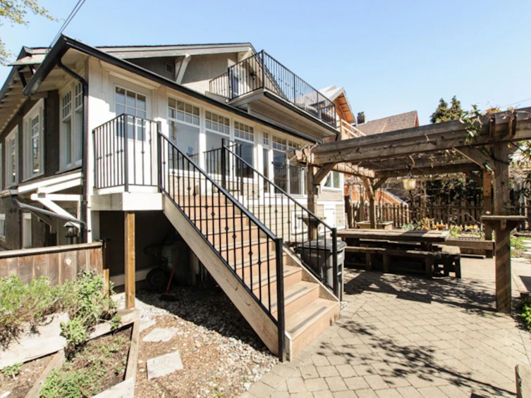196 W 18th Avenue, Vancouver, BC, V5Y 2A5 - 30