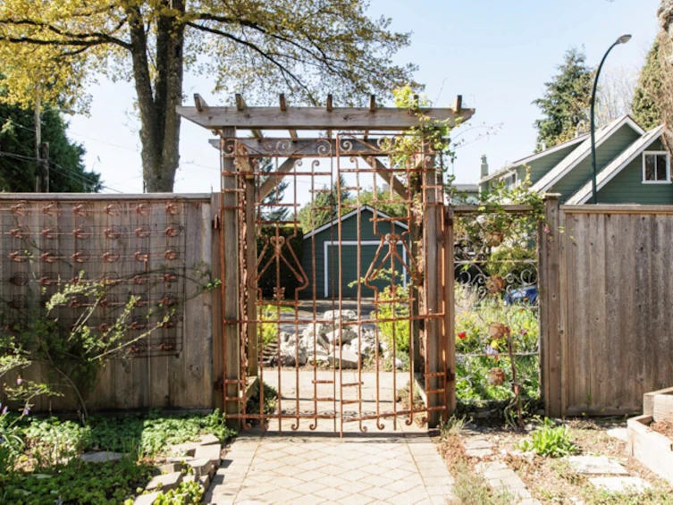 196 W 18th Avenue, Vancouver, BC, V5Y 2A5 - 36