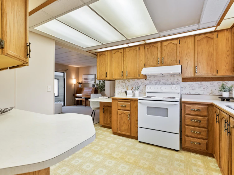 102-2062 King George Boulevard, Surrey, BC, V4A 5A2 - 14