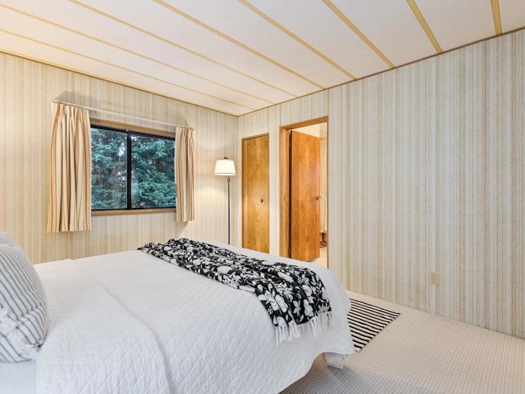 102-2062 King George Boulevard, Surrey, BC, V4A 5A2 - 26