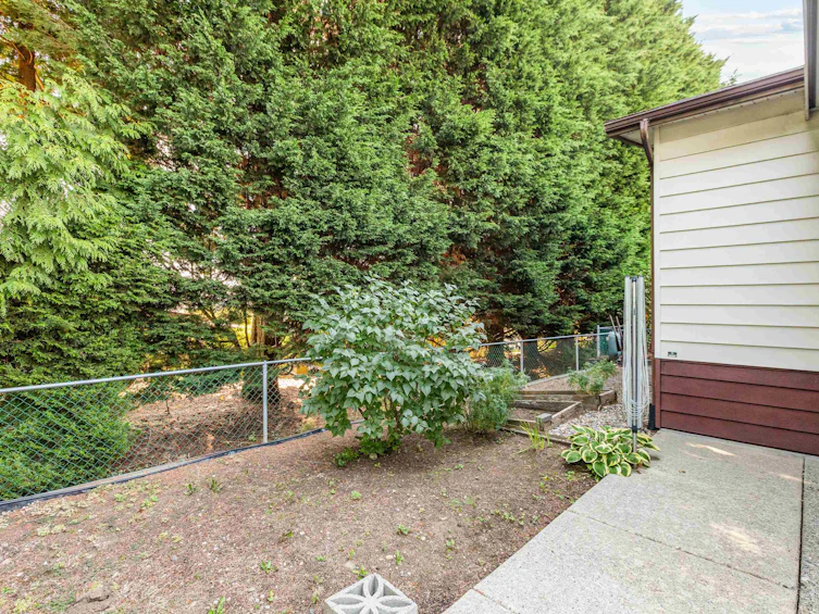 102-2062 King George Boulevard, Surrey, BC, V4A 5A2 - 35