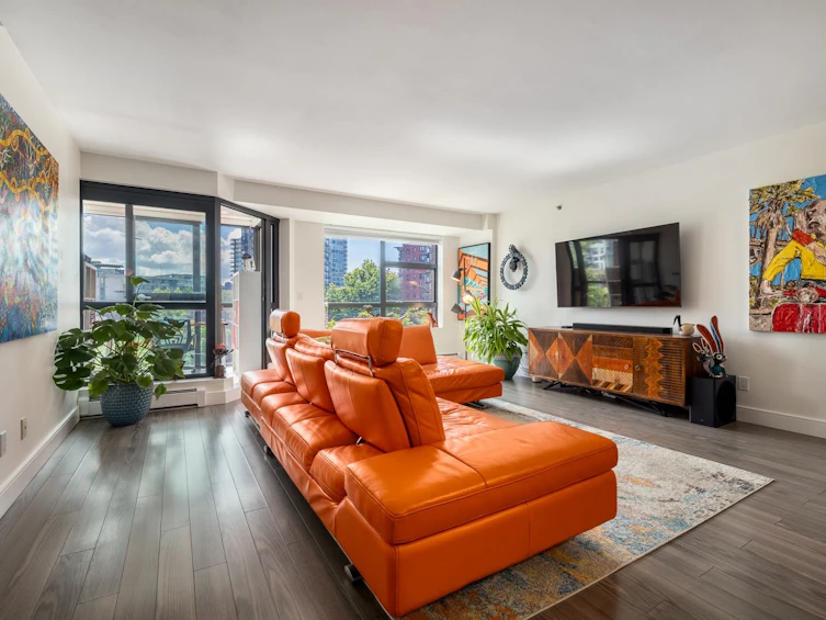 303-212 Davie Street, Vancouver, BC, V6B 5Z4 - 3