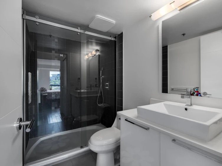 303-212 Davie Street, Vancouver, BC, V6B 5Z4 - 18