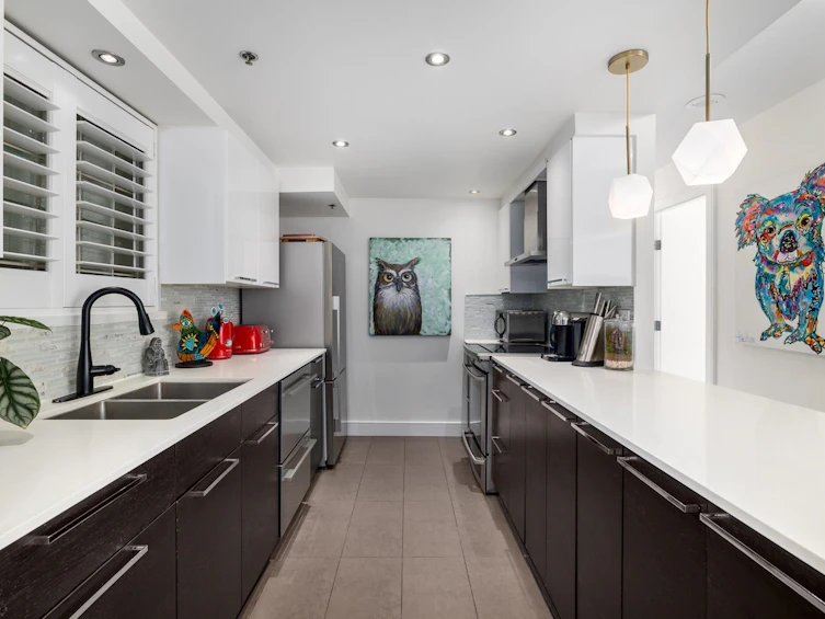 303-212 Davie Street, Vancouver, BC, V6B 5Z4 - 10