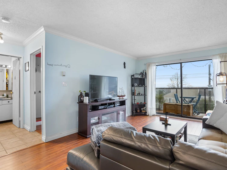 306-315 Tenth Street, New Westminster, BC, V3M 3Y2 - 9