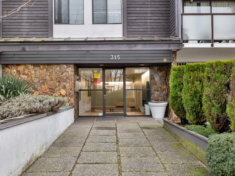 306-315 Tenth Street, New Westminster, BC, V3M 3Y2 - 23