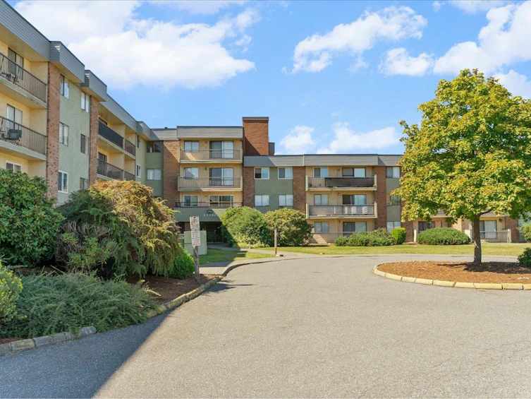 307-45598 Mcintosh Drive, Chilliwack, BC, V2P 7J3 - 3