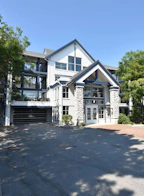 302 4955 River Road