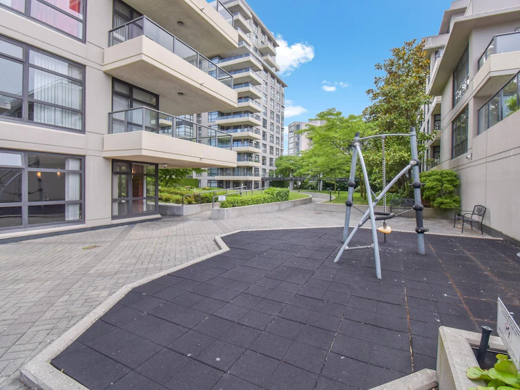 804-8120 Lansdowne Road, Richmond, BC, V6X 0A1 - 24