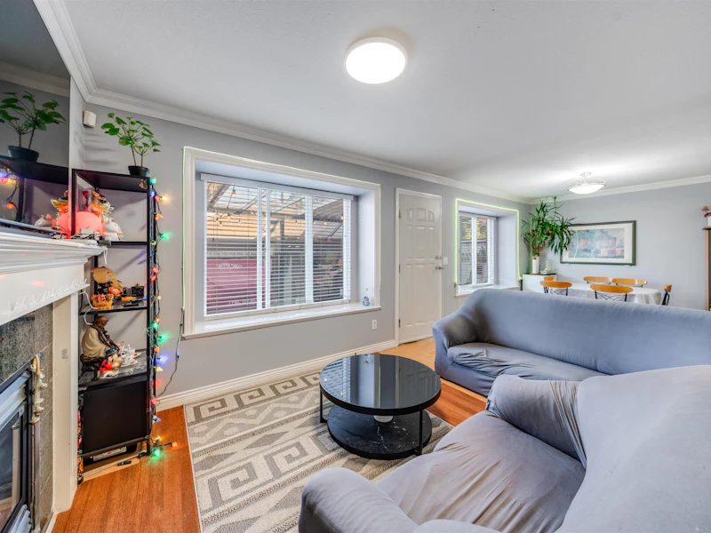 4663 Canada Way, Burnaby BC V5G 1K9