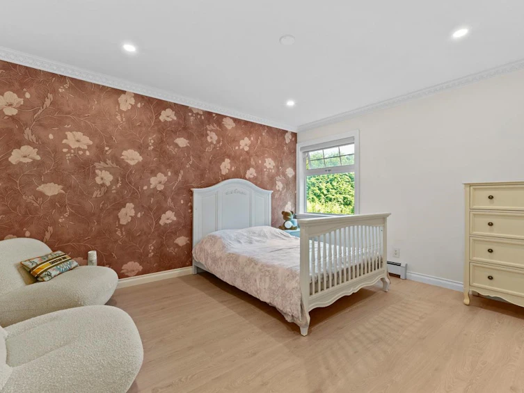 5651 Holt Avenue, Richmond, BC, V7C 5C8 - 17