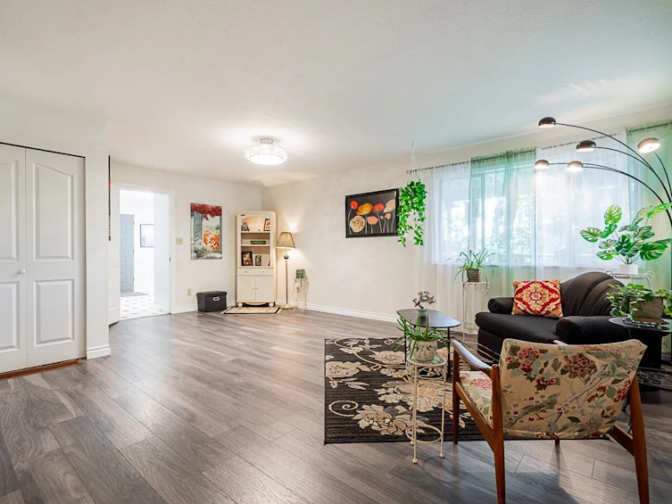 8053 Beaver Drive, Mission, BC, V2V 5T5 - 5