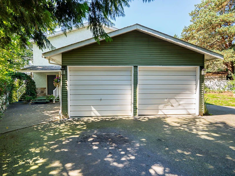 8053 Beaver Drive, Mission BC V2V 5T5