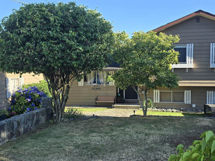 4357 Marble Road, Sechelt, BC, V7Z 0B1 - 2