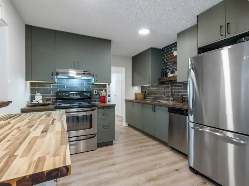 310 - 33400 Bourquin Place, Abbotsford BC V2S 5G3