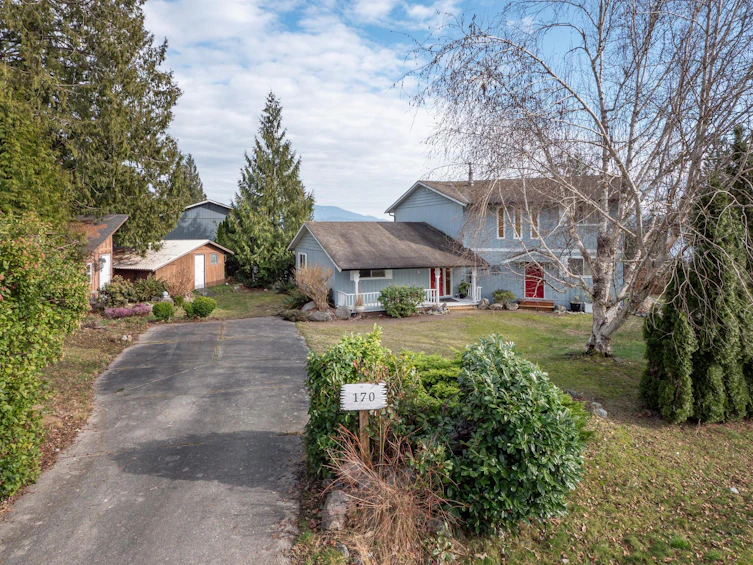 170 Pike Road, Gibsons, BC, V0N 1V6 - 37